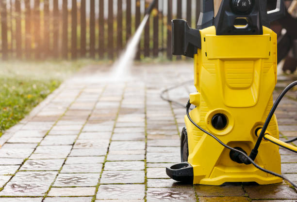 Best Parking Lot and Garage Cleaning  in Canastota, NY